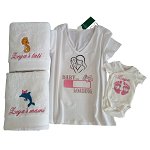 Set Baby Shower format din tricou, body, 2 prosoape dimensiune 70x140 cm, personalizate