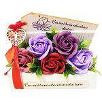 Flori de sapun in carte, cu semn de carte si mesaj personalizabil - OMIS01269