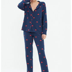 Trendyol Collection Set pijamale tricotate inimioare 100% bumbac bleumarin THMAW21PT0548 Trendyol Collection Set pijamale tricotate inimioare 100% bumbac bleumarin THMAW21PT0548