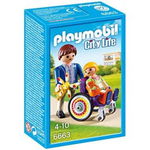 Playmobil-Copil in carucior cu rotile