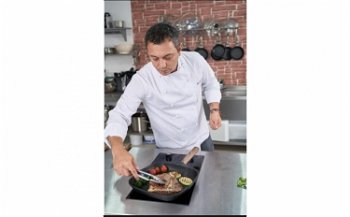 Tigaie grill aluminiu Cooking by Heinner, Taste of Home by Chef Sorin Bontea, 28 x 4.5 cm, Ara Online Store