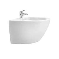 Bideu suspendat Fluminia Alfonso Alb Lucios, 