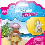 Fetita in tinuta de plaja playmobil, Playmobil