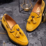Pantofi Loafers de barbati din piele intoarsa naturala, maro mustar - P1368, 