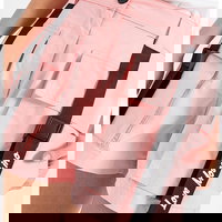 Pantaloni scurti cu talie inalta si buzunare cu clapa