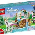 LEGO® Disney Princess Calatoria Cenusaresei cu trasura 41159