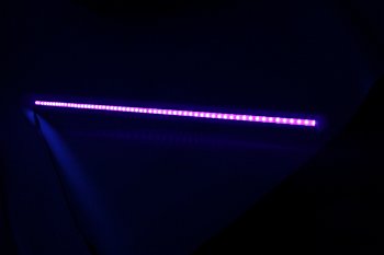 Bandă LED UV (1m) în carcasă, edituradiana.ro