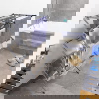 Uscator de rufe extensibil, InnovaGoods, pliabil, 74 x 38 x 103 cm, aluminiu/ABS, InnovaGoods