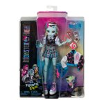 Papusa Monster High, Frankie Stein, cu animalut si accesorii
