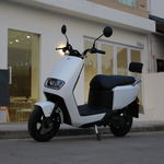 Scuter electric ECOOTER ET2, APP + GPS, Viteza maxima 45Km/h, autonomie 70-80km, motor 2000W, acumulator PANASONIC (Rosu)