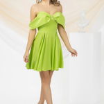 Rochie mini lime eleganta Pretty Girl cu umeri goi si strassuri, Produse