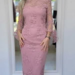 Rochie eleganta din broderie rose cu maneci clopot, https://www.shinefashion.ro/continut/produse/2880/1000/rochie-eleganta-din-broderie-cu-croiala-cambrata_11620.webp
