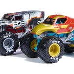 Monster Jam 1:64 Marvel 2 Pack Iron War Machine (6071941) 