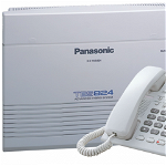 Centrala telefonica analogica Panasonic KX-TES824CE (8/24) + telefon digital proprietar Panasonic KX-T7730CE
