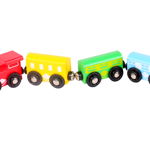 Trenulet din lemn cu magnet tooky toy, Tooky Toy