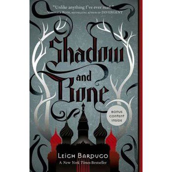 Shadow and Bone (Shadow and Bone Trilogy)