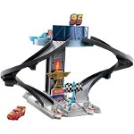 Mattel - Pista de masini Turnul de curse Rust-eze , Disney Cars, Multicolor