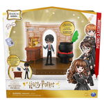 Set de joaca Harry Potter Lectia de Potiuni cu figurina Harry Potter, Spin Master