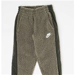 Nike, Pantaloni de trening din material teddy Winterized, Verde militar