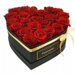 Aranjament floral Simply Roses in cutie inima cu trandafiri de sapun, FashionForYou