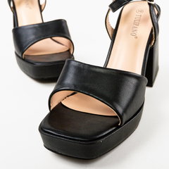 Sandale cu toc Plamen Negre, Ali