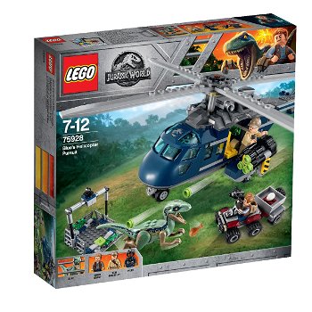 LEGO Jurassic World Urmarirea lui Blue 75928
