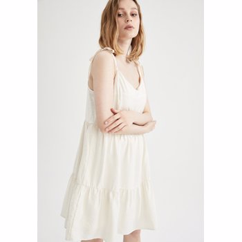 Rochie evazata cu bretele ajustabile