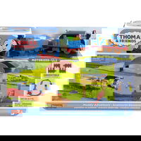 Set de joaca cu locomotive Diesel si Cranky motorizate si accesorii Thomas, Thomas&friends