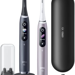 Set 2 x Periuta de dinti electrica Oral-B iO9 cu Tehnologie Magnetica si Micro-Vibratii, Inteligenta artificiala, Display led, Senzor de presiune Smart, Timer vizibil, 7 moduri, 1 incarcator magnetic, 1 Trusa de calatorie cu incarcator (Negru/Roz), Oral-B