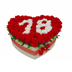 Cadou 18 ani, Aranjament trandafiri rosii si albi de sapun in forma de inima, diam. 38 cm, ARBC1102