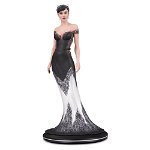 Figurina DC Cover Girls Catwoman Wedding Dress by Joelle Jones 26 cm, DC Collectibles