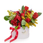 Aranjament floral in cutie cu lalele Spring Love, 