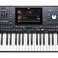 Korg PA-5X 76 International