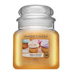 Yankee Candle Vanilla Cupcake lumânare parfumată 411 g