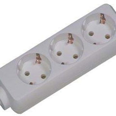 Prelungitor Bachmann, 4 prize, cu protectie la supratensiune/copii, cablu H05VV-F 3G1.5mm², 1.5 m, Alb