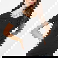 Tricou cu decolteu la baza gatului si aplicatie cu strasuri, Love Moschino