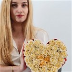 Set cadou - Trandafiri sapun - Inima flori crem!, Magazin Traditional