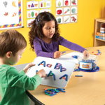 Set constructie magnetic - Litere si cifre, Learning Resources