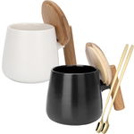 Set 2 cani cafea/ceai si lingurita, Quasar & Co, cu capac si maner bambus, lingurita inox, ceramica, 350 ml, alb/negru