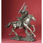 Statueta polystone samurai pe cal 25cm wu71599