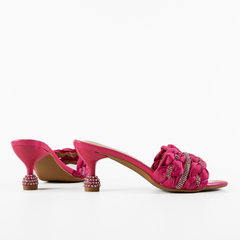 Saboti dama Valiente Fuchsia, Ali