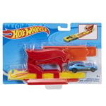 Set lansator portabil rosu si masinuta, Hot Wheels, 