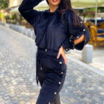 Compleu de catifea Kinga, pantaloni si hanorac cu capse si snururi, Negru, Marime S/M, FashionForYou