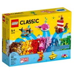 Set de construit LEGO® Classic, Distractie Creativa in Ocean, 333 piese, LEGO