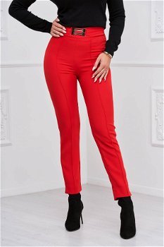 Pantaloni din stofa usor elastica rosii conici cu talie inalta accesorizati cu o catarama - StarShinerS, StarShinerS
