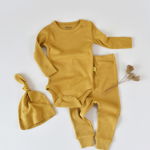 Set 3 piese: body cu maneca lunga, panataloni lungi si caciulita din bumbac organic si modal - Sofran, Baby Cosy