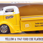 Masina metalica si figurina - Ford Coe Flatbed 1947 si Yellow | Jada Toys, Jada Toys