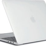 Carcasa Protectie Uniq Husk Pro Claro pentru Apple MacBook Air 13&amp