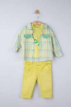 Set 3 piese: blugi, tricou si camasa in carouri pentru bebelusi, tongs baby (culoare: galben, marime: 6-9 luni)