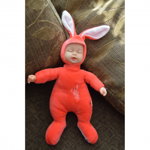 Jucarie de plus - bebe imbracat in iepuras, rosu, 30cm, Acord Online